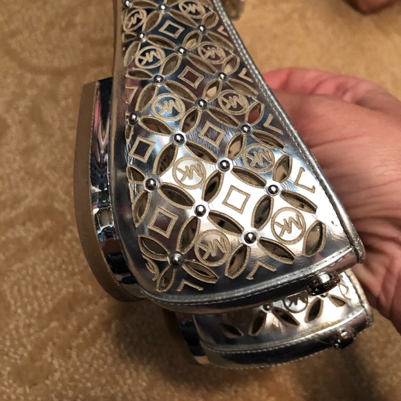Michael Kors pewter perforated loafers/flats - Picture 4 of 4